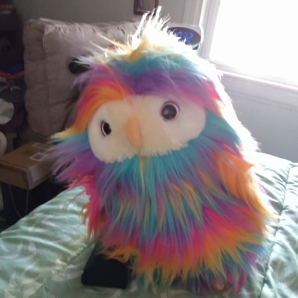 Rainbow Fuzzies Izzy Owl
